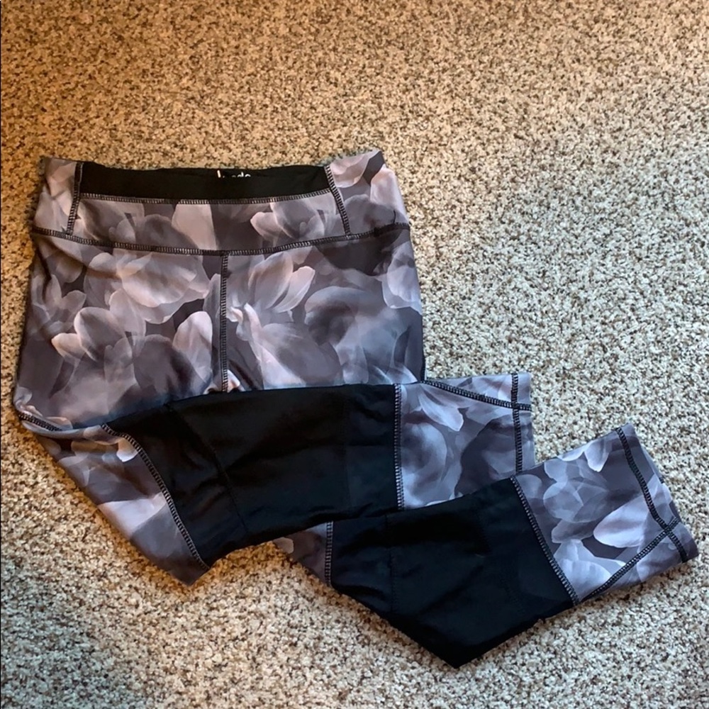 Patterned Mesh Leggings